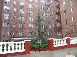 6360 102nd St, Rego Park, NY 11374