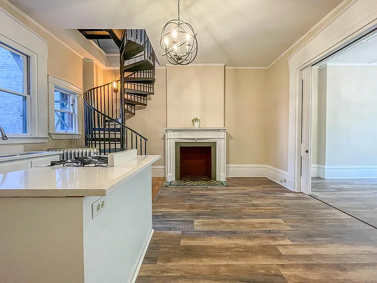139 Spring St #1 — Photo 12