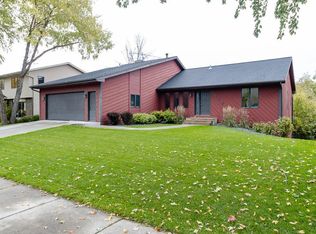 1348 21st Ave NE, Rochester, MN 55906