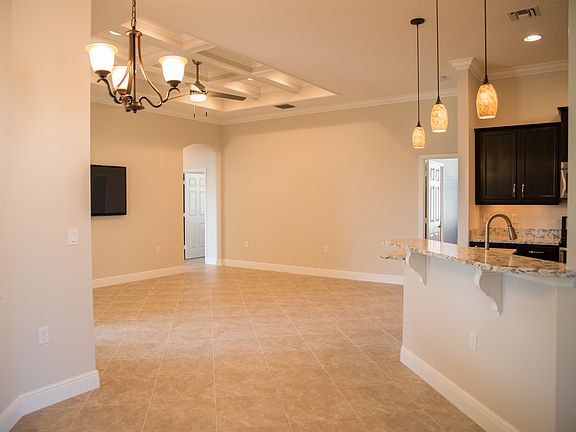 5th image of 5827 NW West Dooley Cir
