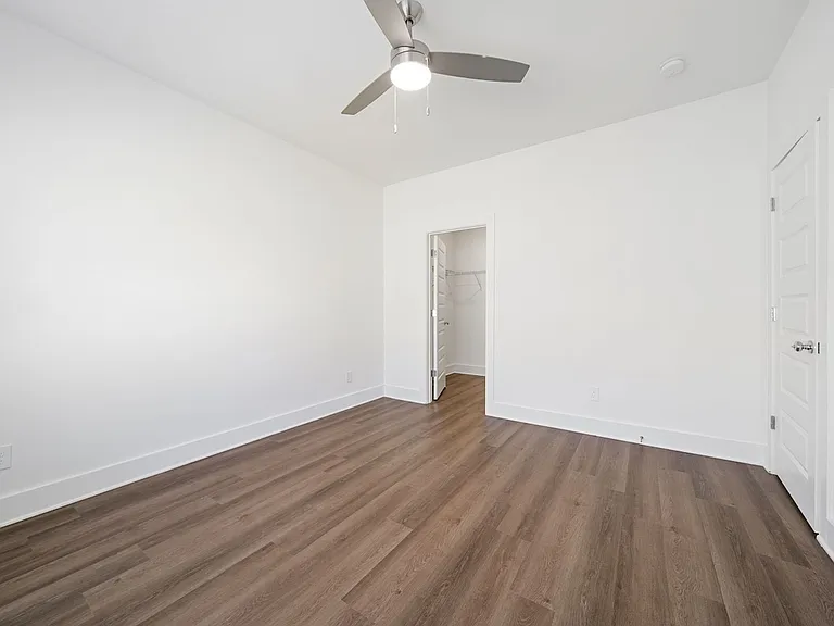 4134 Prentice St — Photo 14