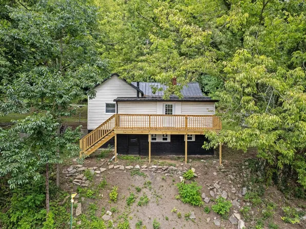 445 Mountain St, Aberdeen, OH 45101