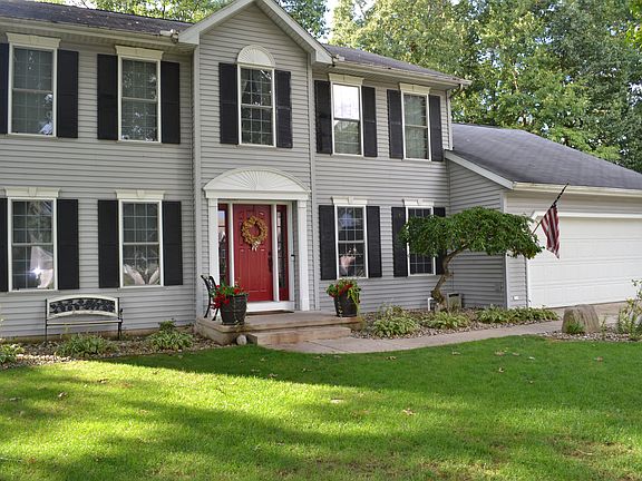2nd image of 30661 Pine Bluff Dr
