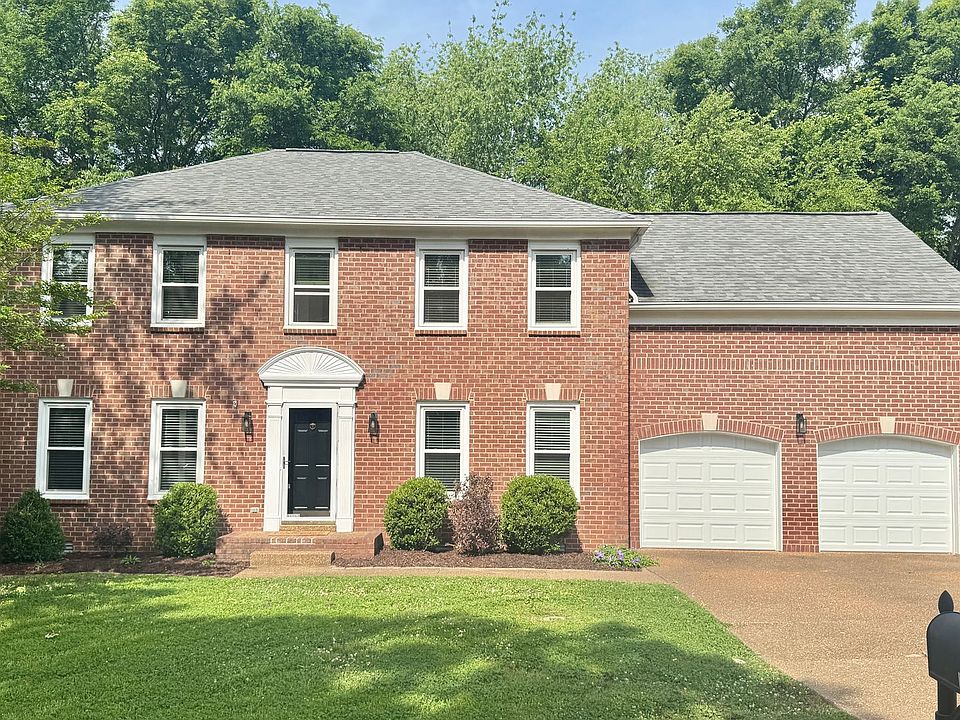 1st image of 1370 Buckingham Cir