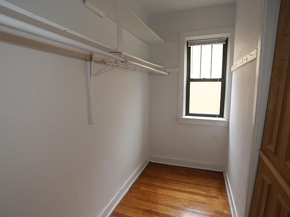 4th image of 22395 N Bissell St #2Y