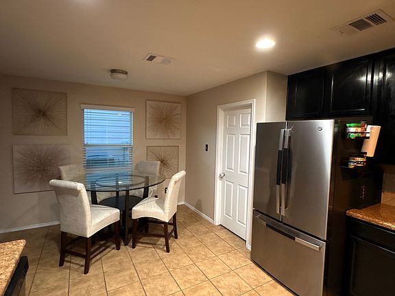 3rd image of 9213 Devonshire Ct