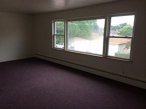 5th image of 7534 W North Ave
