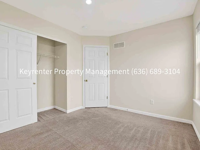 229 Charlestowne Place Dr — Photo 20