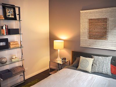 4th image of 5411 N Winthrop Ave #519