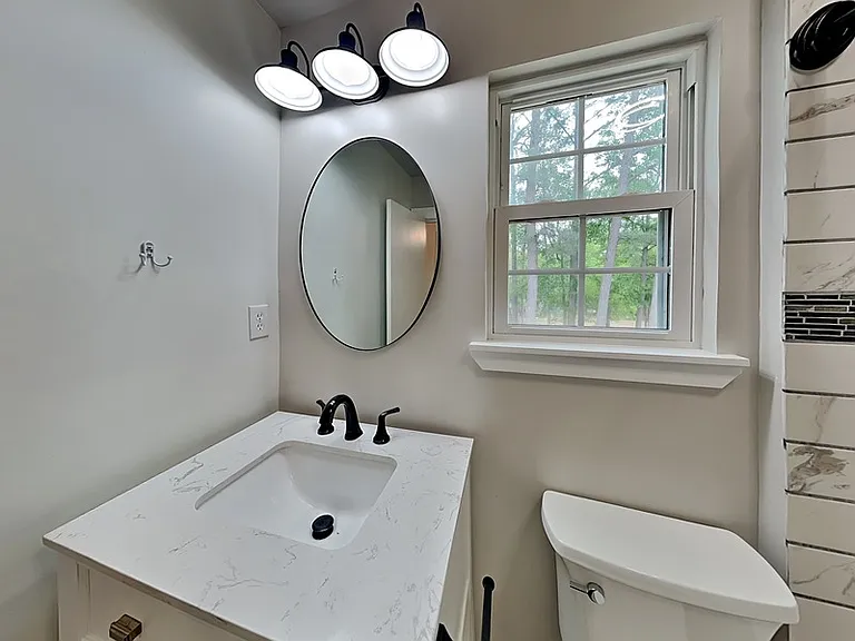 4418 Englewood Rd — Photo 18