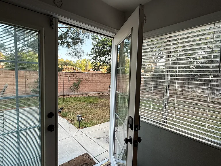 40112 Adian Ct — Photo 15