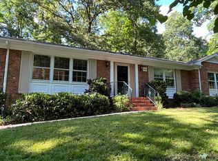 806 Woodbrook Dr, Greensboro, NC 27410