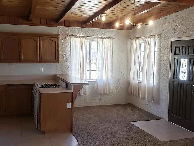 6936 Grand Ave — Photo 9