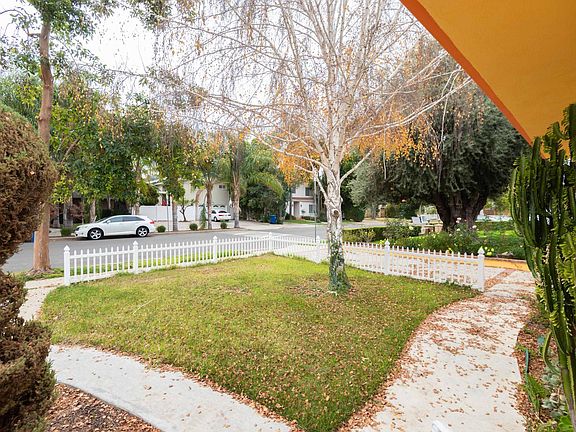 5th image of 21021 Costanso St