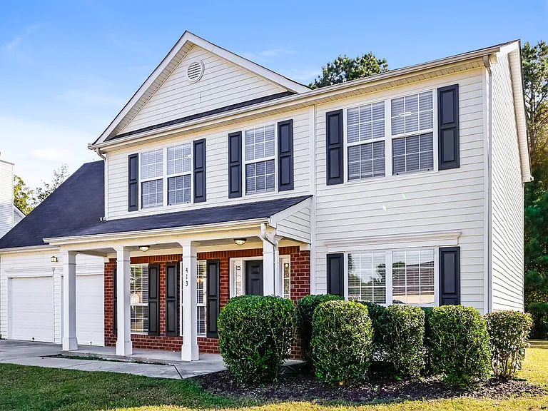 413 Grove Park Dr — Photo 1