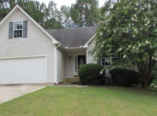 152 Calico Loop, Grantville, GA 30220