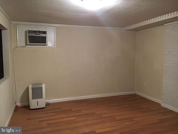 4th image of 1413 Dandridge St