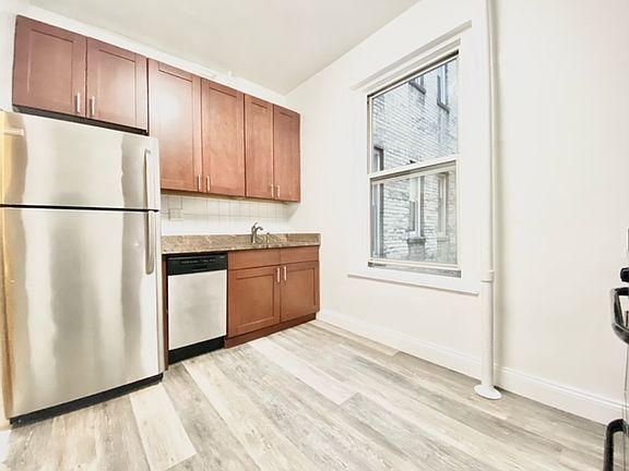 4th image of 730 W 183rd St APT 2B
