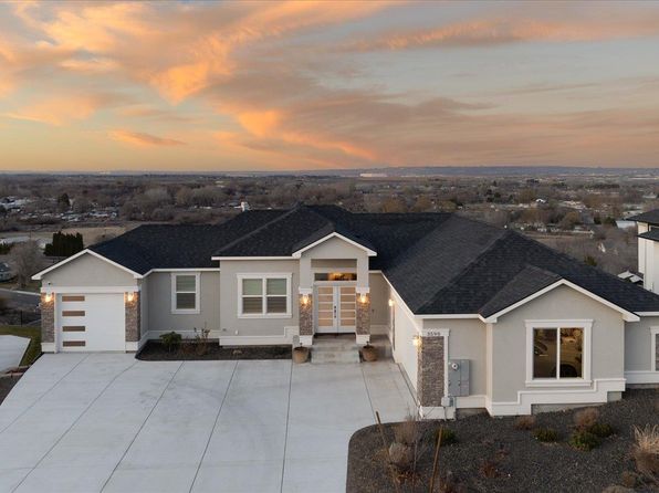 3590 Orchard St, West Richland, WA 99353