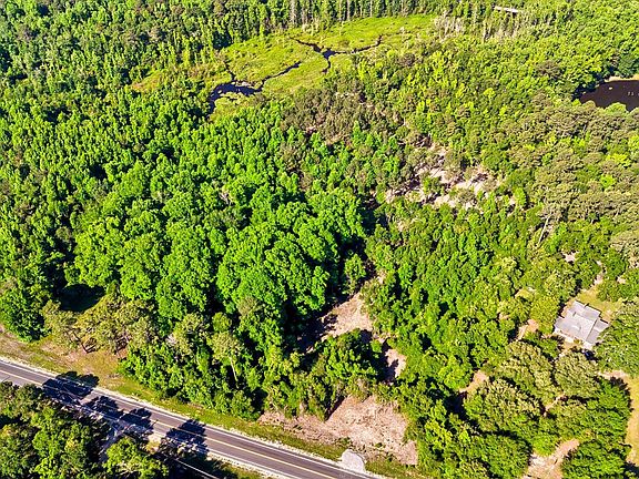 3rd image of 1018 Savannah Hwy