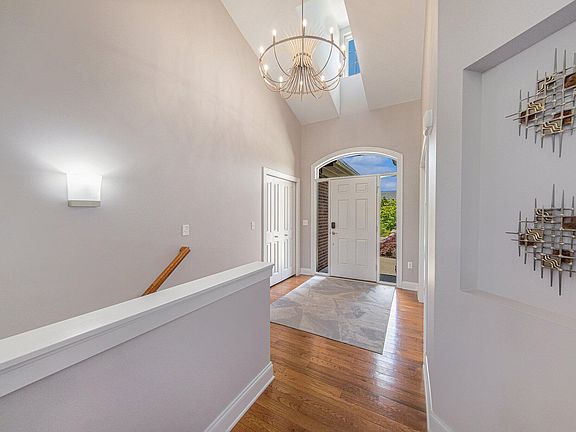 4th image of 5466 Pinnacle Ct