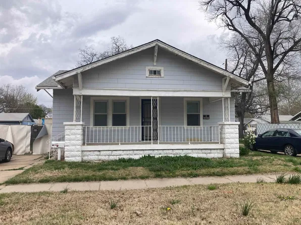 1618 W McCormick Ave, Wichita, KS 67213