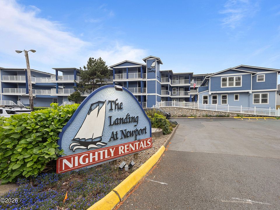 1st image of 890 SE Bay Blvd #206