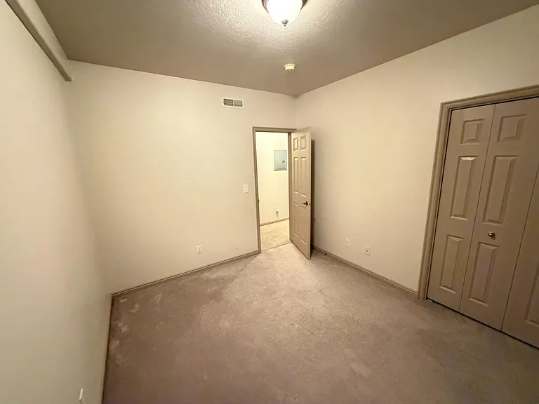 Unit Photo