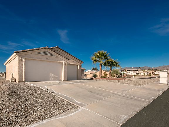 2nd image of 100 Freer Ct