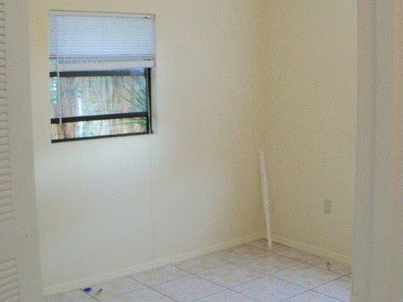 2nd image of 116 E Muriel St