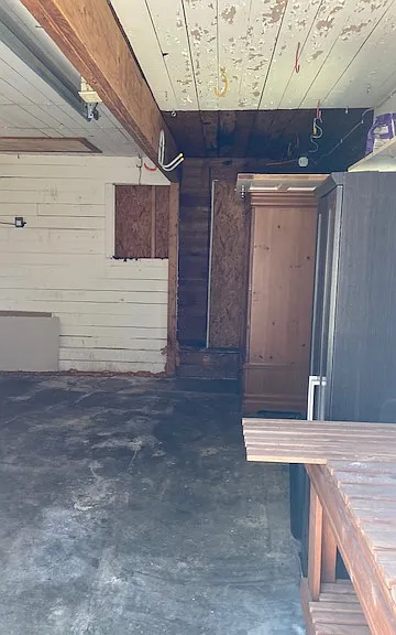 1318 Olive St — Photo 15