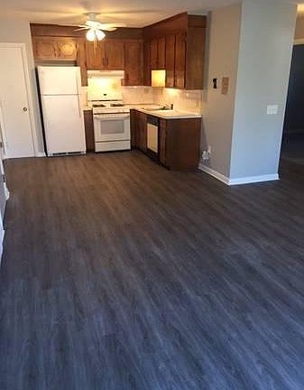 2nd image of 3 Cassidy Ln APT 6