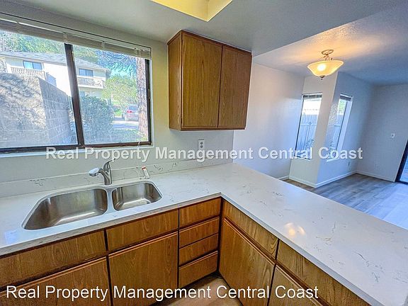 5th image of 2975 Rockview Pl APT 1