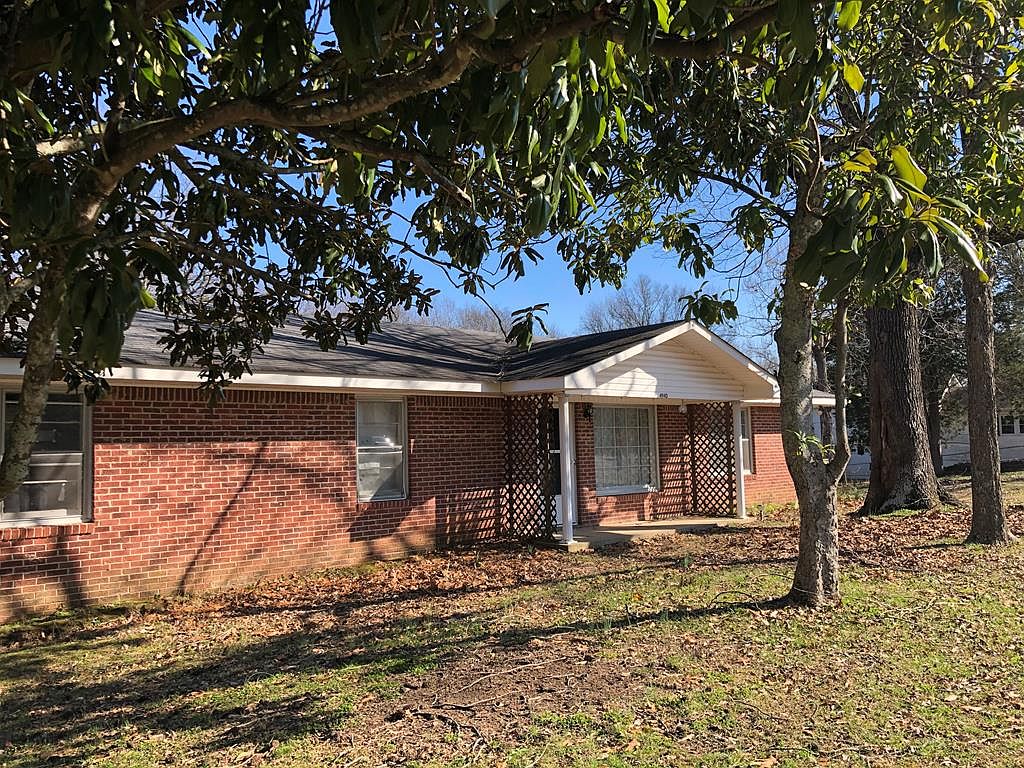 4940 Woodmont Dr, Tuscumbia, AL 35674 Zillow