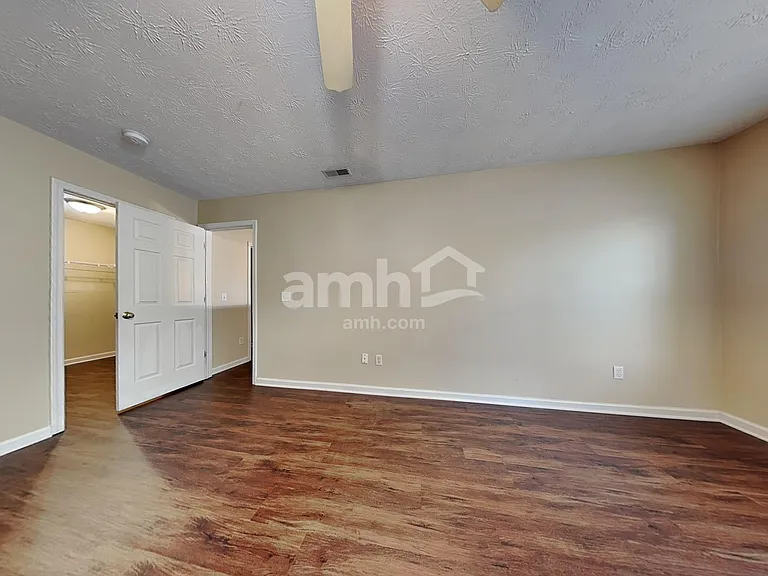 1291 Shannon Ln — Photo 14