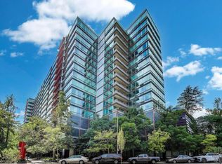 800 Elgin Rd APT 609, Evanston, IL 60201