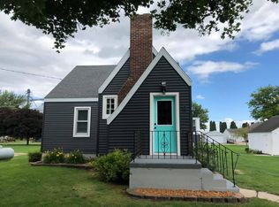 325 S Main St, Protivin, IA 52163