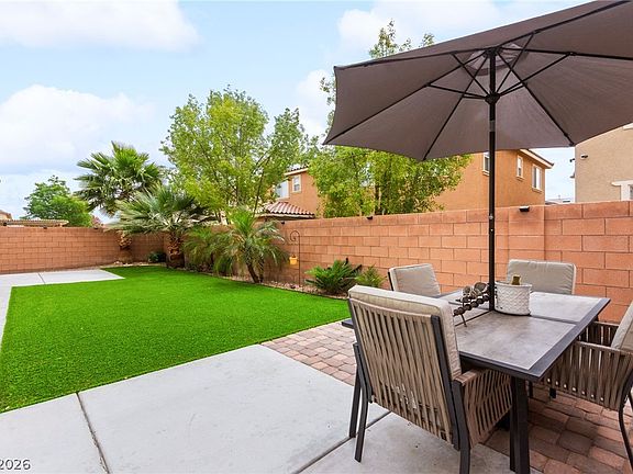 5th image of 1409 Sandstone View Way