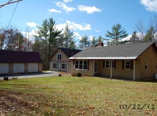24 New Rd, Hollis Center, ME 04042