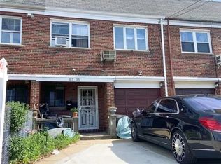 5705 Lawrence St, Flushing, NY 11355