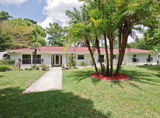 225 Ridgewood St, Altamonte Springs, FL 32701