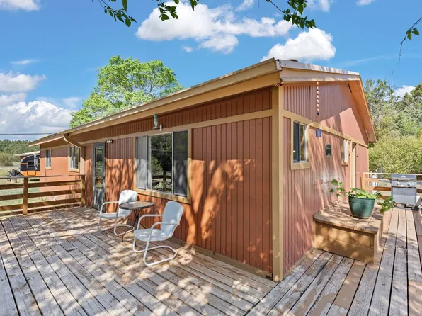 2 Peak Rd, Edgewood, NM 87015