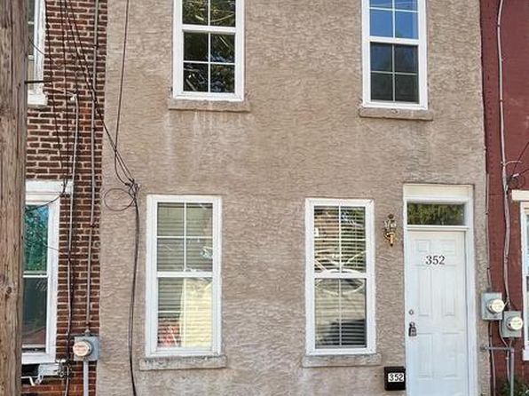 352 Grover St