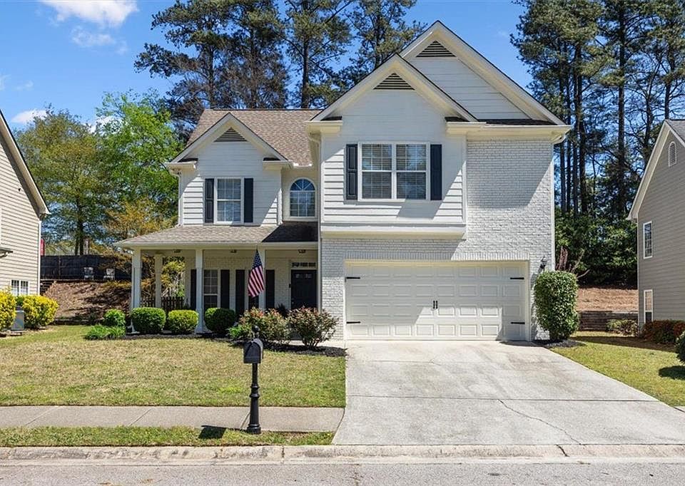 1st image of 2122 Berryhill Cir SE