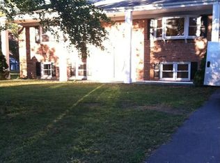 9826 Angela Dr, White Plains, MD 20695