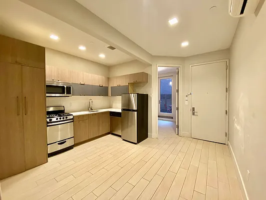 Rented by Bruma Realty LLC | media 3