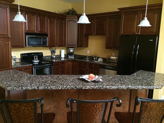 3rd image of 2736 Scioto Station Dr