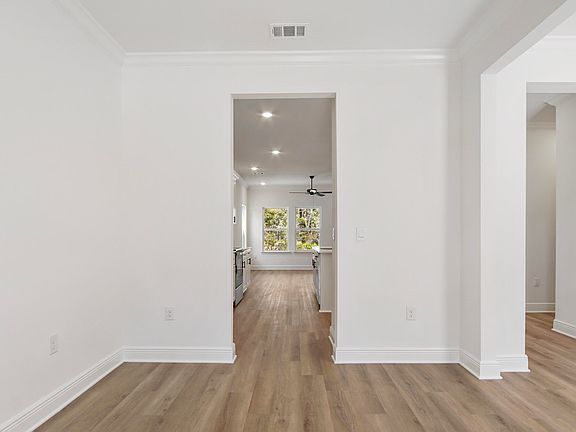 5th image of 85 Dylan Dr