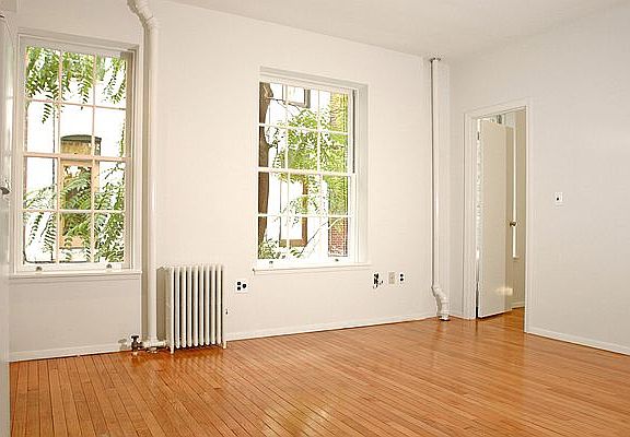 4th image of 320 E 92nd St APT 2RC