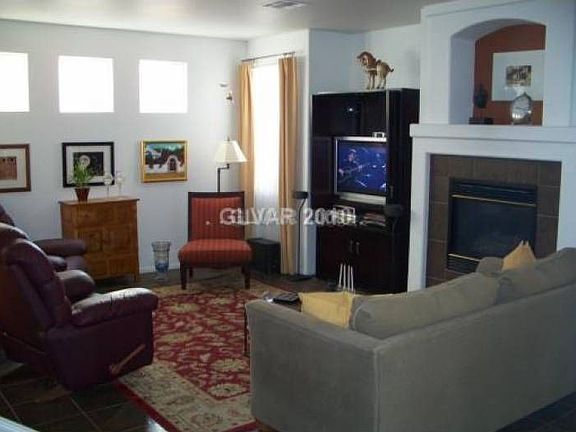 4th image of 9685 Pioneer Ave